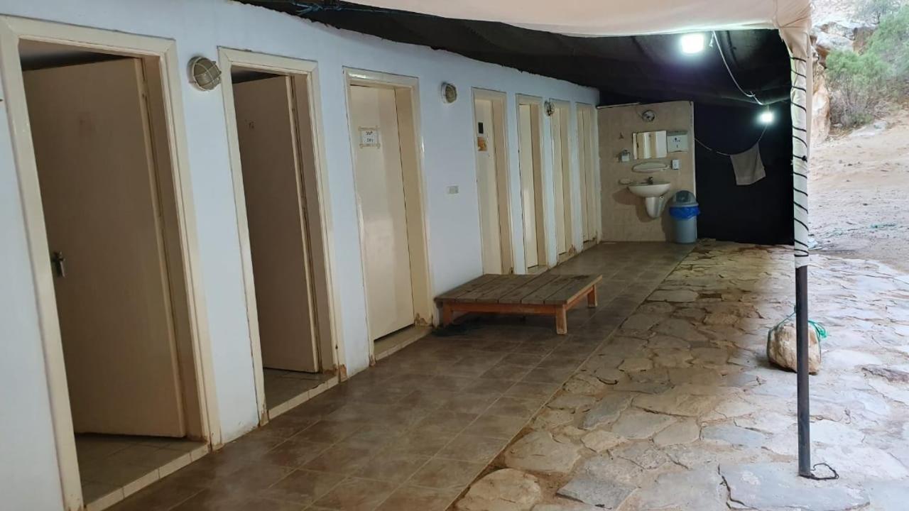 Ammarin Bedouin Camp Ξενοδοχείο Ουάντι Μούσα Εξωτερικό φωτογραφία
